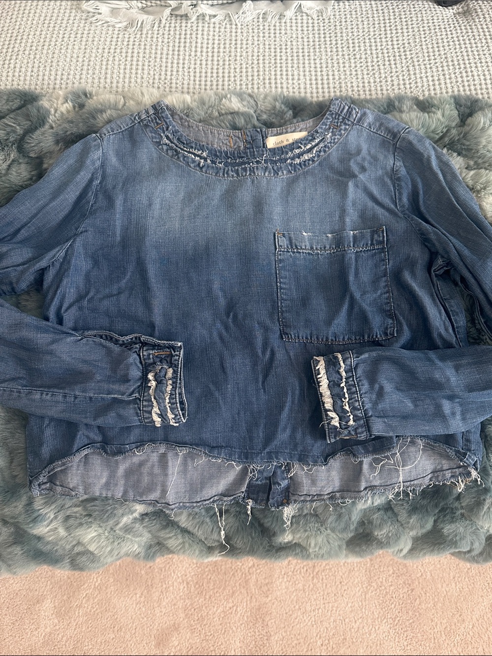 Cloth & Stone Lightweight Denim Top - Picture 3 of 8
